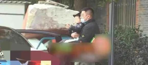 娱乐资讯吃瓜爆料翻车,吃瓜群众误信谣言,真相揭露令人唏嘘 第3张 娱乐资讯吃瓜爆料翻车,吃瓜群众误信谣言,真相揭露令人唏嘘 第3张