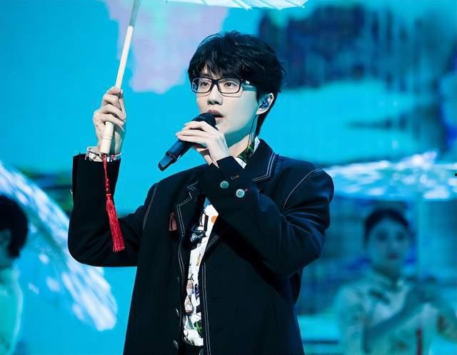 许嵩女友爆料视频播放网站,独家播放网站大揭秘  第2张