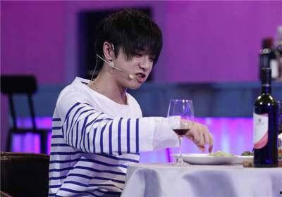 娱乐圈吃东西爆料的是谁,揭秘明星吃货背后的故事 第2张 娱乐圈吃东西爆料的是谁,揭秘明星吃货背后的故事 第2张