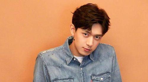 吃瓜李现娱乐圈,娱乐圈的“吃瓜”达人,揭秘明星幕后故事  第2张 吃瓜李现娱乐圈,娱乐圈的“吃瓜”达人,揭秘明星幕后故事  第2张