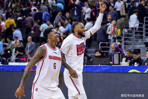 江苏外援爆料新闻报道内容,揭秘球队内部矛盾与争议 第2张 江苏外援爆料新闻报道内容,揭秘球队内部矛盾与争议 第2张