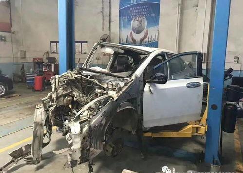 车头事故拆解爆料案例视频,事故现场细节深度剖析  第1张